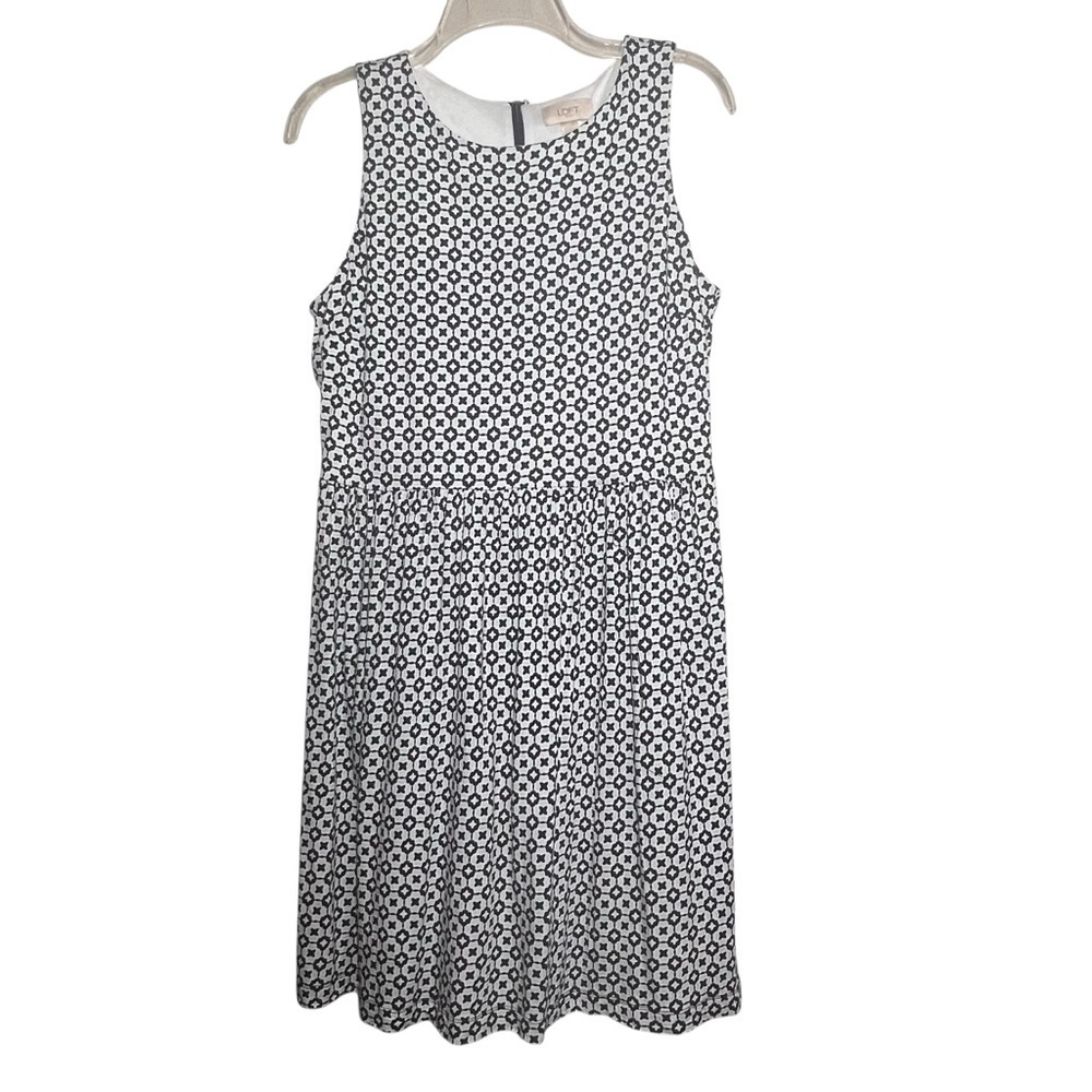 Loft Outlet Dress Women’s Size Medium Blue Geometric Sleeveless Stretch Knit